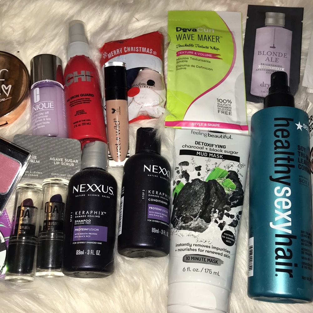 🚨 2/$25🚨 HUGE MAKEUP BUNDLE